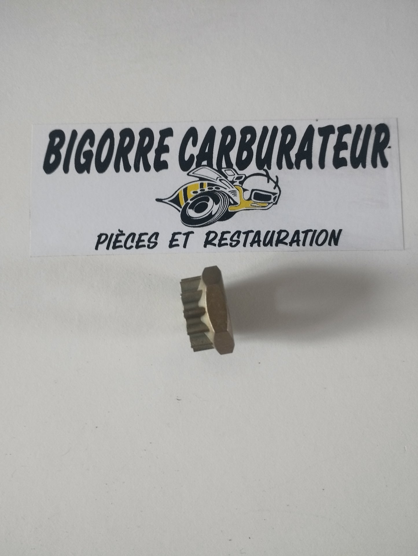 Ecrou d'ajustement d'alternateur Ford 7102390